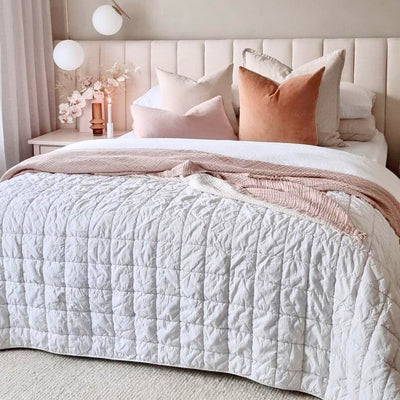 Snuggle in Style: The Ultimate Guide to Bedroom Rug Selection